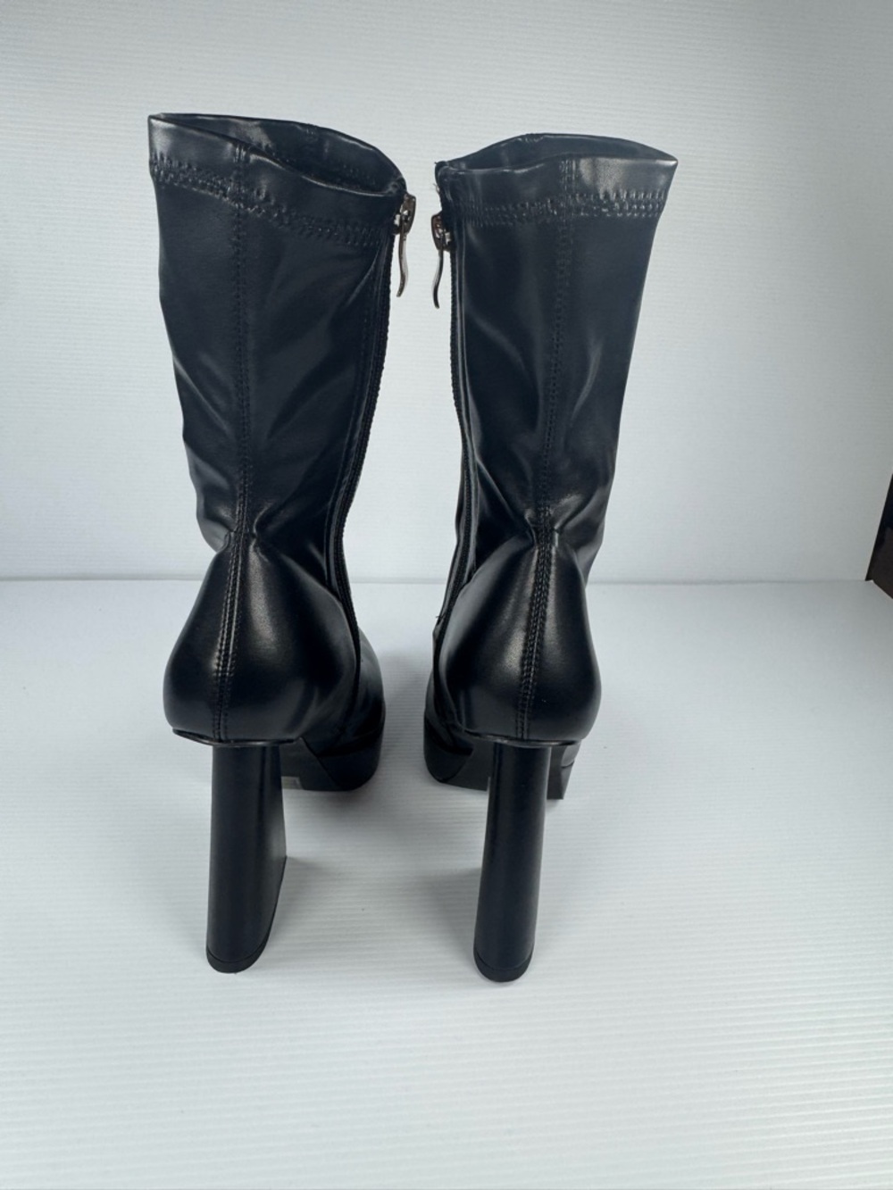 AKIRA Saxton Black Platform Heel Boots Size 10 Pointed Toe Sculpted Heel NWT - Picture 4 of 6